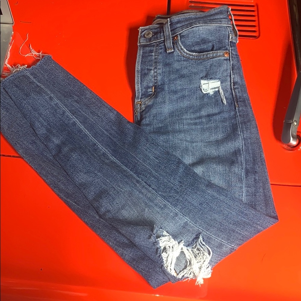 Levi’s wedgie skinny jeans